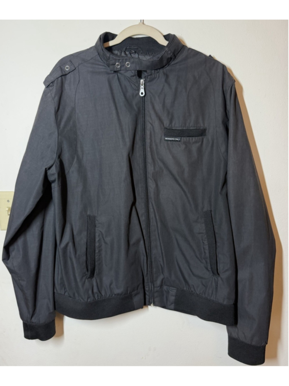 Members Only Jacket Men’s Size XL Vintage 80s Style Iconic Racer Black